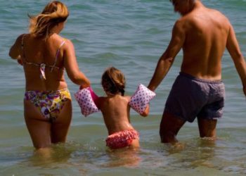 Bandiere verdi 2022, 153 spiagge a misura di bambini: ecco dove sono