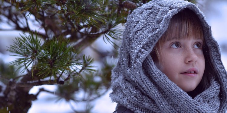 Bambini: stare all’aria aperta d’inverno fa bene alla salute
