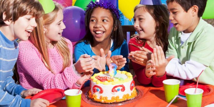 L’idea proposta da una mamma tiktokker sulle feste per i bambini