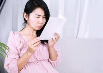 Cambiamenti ormonali: come la maternità influisce sulla vista