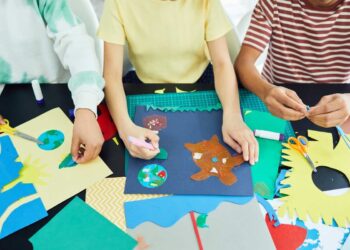 Attività all’aperto dei bambini in estate: un’opportunità per crescere e divertirsi