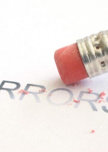 Correttore grammaticale AI: cos’è, come funziona e perché utilizzarlo